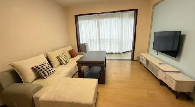 Люкс Business Lingzhen Homestay (Zunyi Bozhou Chaoyang Hospital Branch)