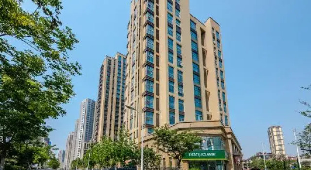 Floral Qingyuefang Boutique Homestay (Golden Beach Subway Station), Prenota Boutique Qingdao 