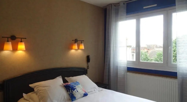Двухместный номер Standard The Originals City, Hôtel Rive Droite, Albi "Quartier Madeleine"