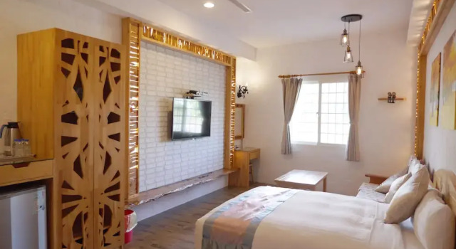 Четырёхместный клубный номер Standard Sin Sin Hotel III