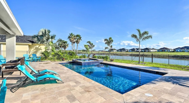 Коттедж Stunning Laguna Vista Retreat w/ Pool & Grill