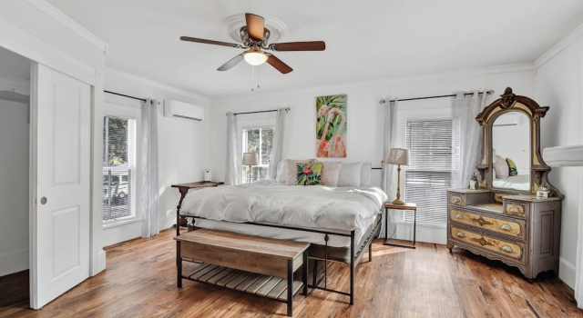 Walk to Downtown Near Beaches Cozy Historic Retreat, Забронировать Дом для отпуска Виллы Saint Augustine Area, Вилла