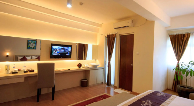 Affaires double chambre Gunawangsa Manyar Hotel Surabaya