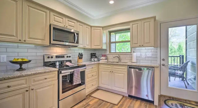 Апартаменты Townsend Condo w/ Pool, Great Smoky Mountain Views