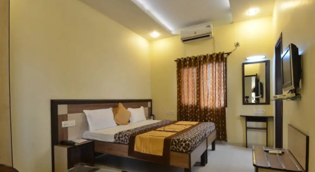 Двухместный номер Deluxe Sarovar Regency