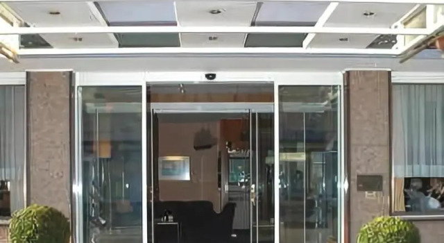 Hotel Hansa Stuttgart City, Забронировать Отель Штутгарт-Запад Штутгарт, рядом с Церковь Стифтскирхе