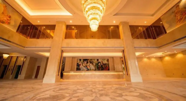 Vienna International Hotel Yangchun Intenational, Boek Hotel Hotels in Guangdong met parkeren, Parkeren