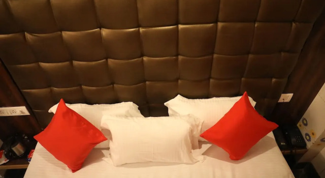 Hotel Holydon, Prenota Hotel Siliguri West Bengal