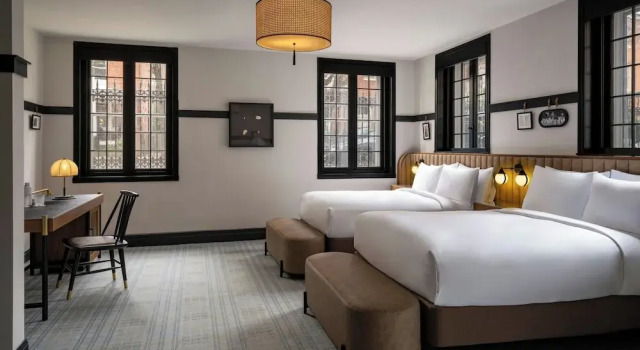 Четырёхместный номер Standard Visitation Hotel Frederick, a Tribute Portfolio Hotel