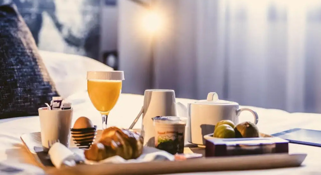 Полулюкс Mercure Pau Palais des Sports