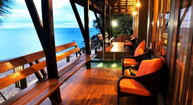 Бунгало Deluxe Koh Tao Beach Club