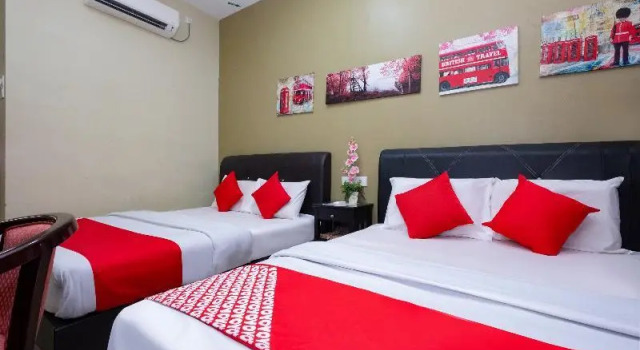 Четырёхместный люкс OYO 89981 Nyamanya Hotel