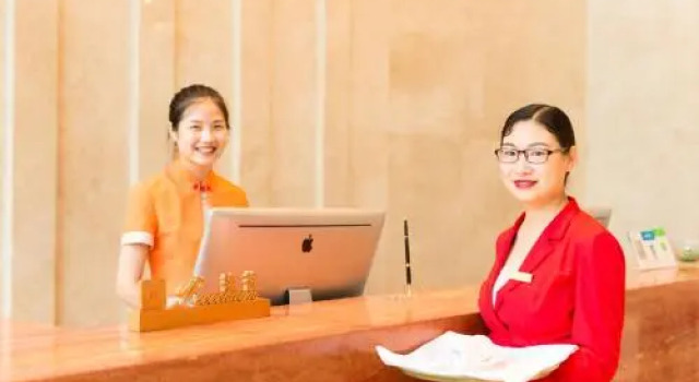 Yichang Jingzhi Meiji Hotel Wanda Binjiang Branch, Varaa Hotelli Yichang Hubei