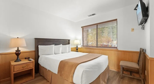 Номер Standard с 2 комнатами с красивым видом из окна Tahoe Edgelake Beach Club by Coolvacay