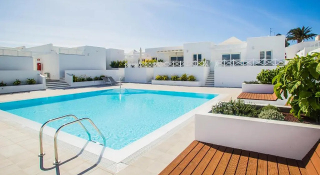 Апартаменты Flower Beach Suite 7
