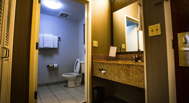 Четырёхместный номер Standard Courtyard Memphis East/Bill Morris Parkway