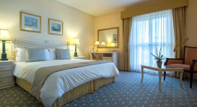 Номер Standard Radisson Blu Le Vendome Hotel, Cape Town