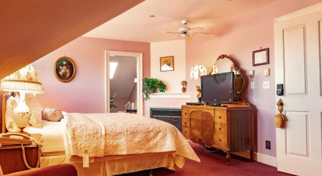 Amethyst Inn, Забронировать Отель «постель и завтрак» Отели Виктории 3 звезды, рядом с Art Gallery of Greater Victoria, 3*