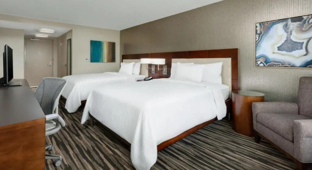 Четырёхместный номер Premium Hilton Garden Inn Palo Alto