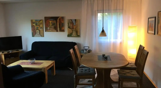 Апартаменты Vor den Toren Bambergs - Einfamilienhaus mit Garten!