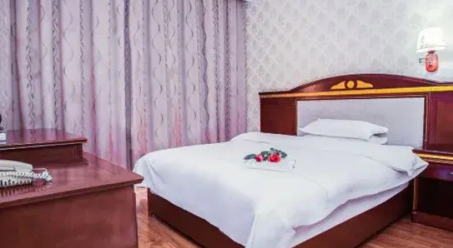 Beiliu Grand Hotel (Guijiang Pearl Pedestrian Street), Rezervasyon Otel Yulin Guangxi