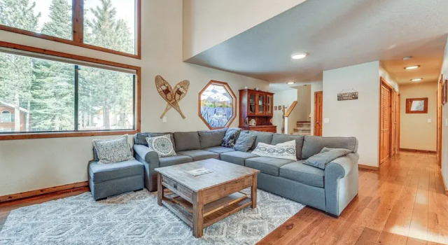 Family-friendly Truckee Cabin in Tahoe Donner!