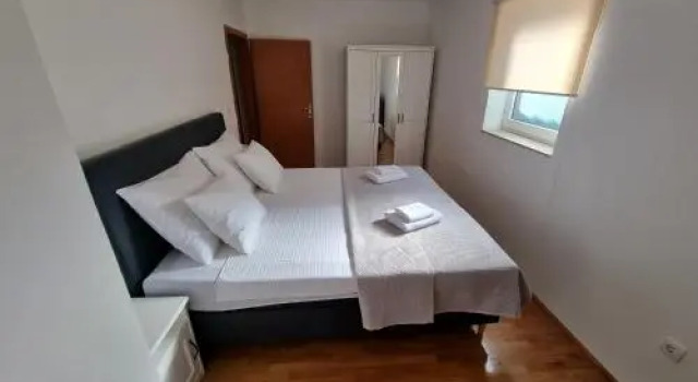 Apartments Ivana, Prenota Appartamento Hotel a Isole Quarnerine con parcheggio, Parcheggio