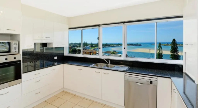 Апартаменты Sunrise Apartments Tuncurry