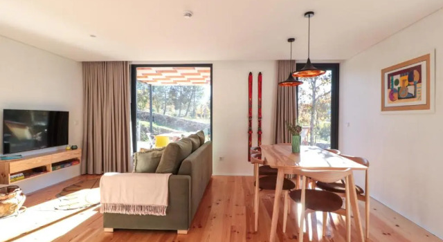 Encosta do Sobreiro - Serra da Estrela, Забронировать Отель Форнуш-ди-Алгодриш Beira Interior Norte