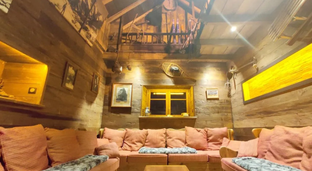 Chalet With 7 Bedrooms in Saint-jean-d'arves, With Wonderful Mountain