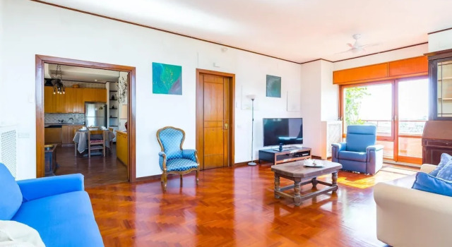 Terrazza 30 by Napoliapartments, Buchen Sie Ferienwohnung Vomero Neapel