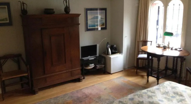 Vondelparkmuseum B&B