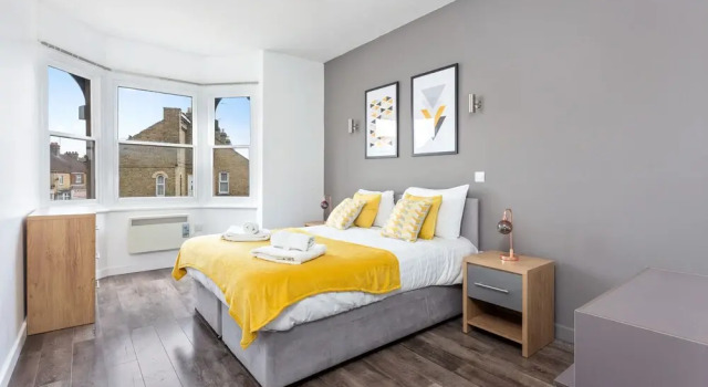 Modern Executive Apartment Peterborough