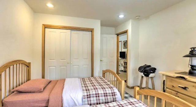 Коттедж 7 Mi to Northstar Resort: Tahoe Vista Family Cabin