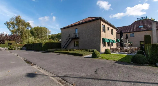 Hotel de Vaart, Rezerwuj Hotel Hotele w Bruksela z parkingiem, Parking