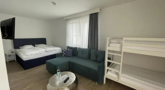 Семейный номер Standard с балконом Hotel Lammerts