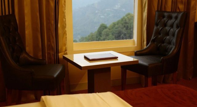 Hotel Aangan Regency