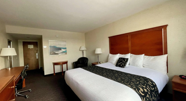 Best Western Plus Waterville, Varaa Hotelli Hotellit New England uima-altaalla, Uima-allas