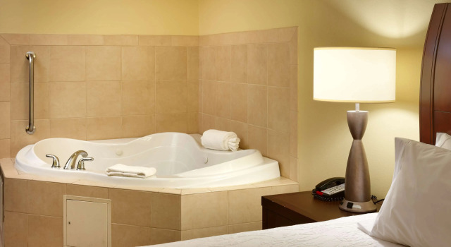 Hilton Garden Inn Clarksville, Rezerwuj Hotel Hotele w Clarksville z basenem, Basen