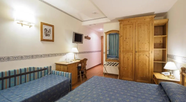 Трёхместный номер Park Hotel