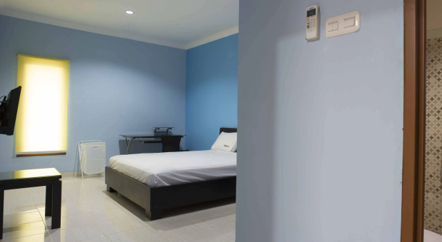 RedDoorz @ Panglima Polim 2, Book Hotel Kebayoran Baru Jakarta