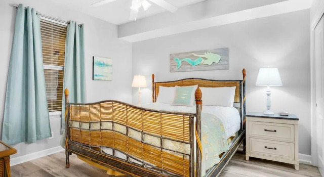 Grandview East 302 - Sandscape