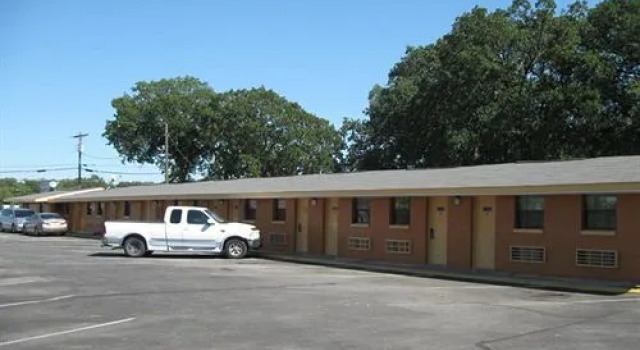 Western Skies Motel, Забронировать Мотель Сиговилл Dallas - Fort Worth Metropolitan Area