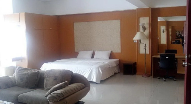 Meridian De Bangkok Hotel, Rezervovat Hotel Hotely v Central Thailand s parkováním, Parkování