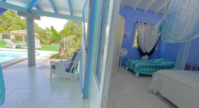 Tailor-Made House and Table d'hôtes for Holidaymakers and Business Travelers, Prenota Hotel Le Gosier Grande-Terre