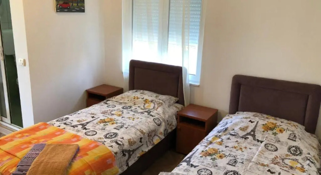 Axenia Hotel, Book Hotel Busat 