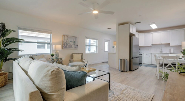 North Palm Beach Oasis w/ Hot Tub - 2 Mi to Ocean!, Book Feriehus Villaer i Florida, Villa