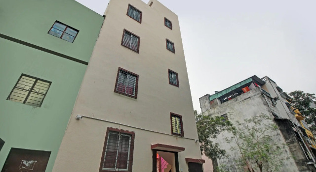 OYO 78277 Home Aamaze Inn, Prenota Hotel Jādabpur West Bengal