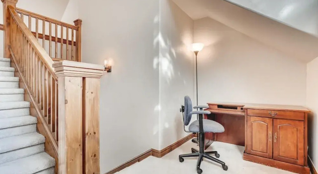 3BR Townhome- Walk to Slopes & Kids Ski Free by Redawning, Забронировать Отель Отели Кистон 3 звезды, 3*