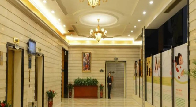 Vienna Hotel Xiangyang Zhongyuan Road